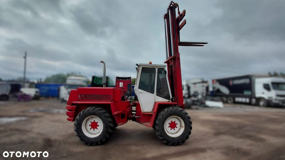 JCB 4x4 Wózek widłowy Terenowy - 1