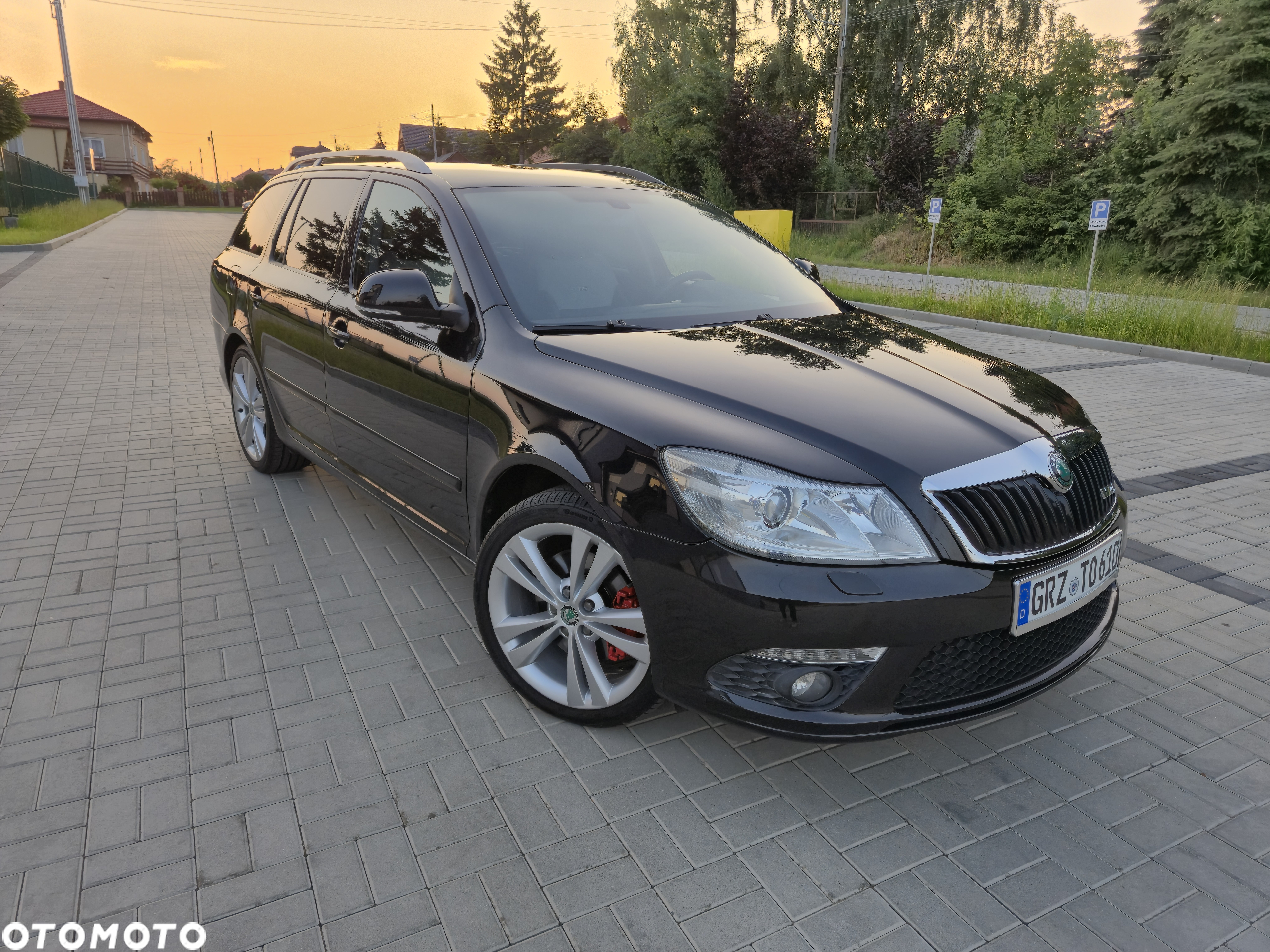 Skoda Octavia Combi 2.0 TSI RS - 4