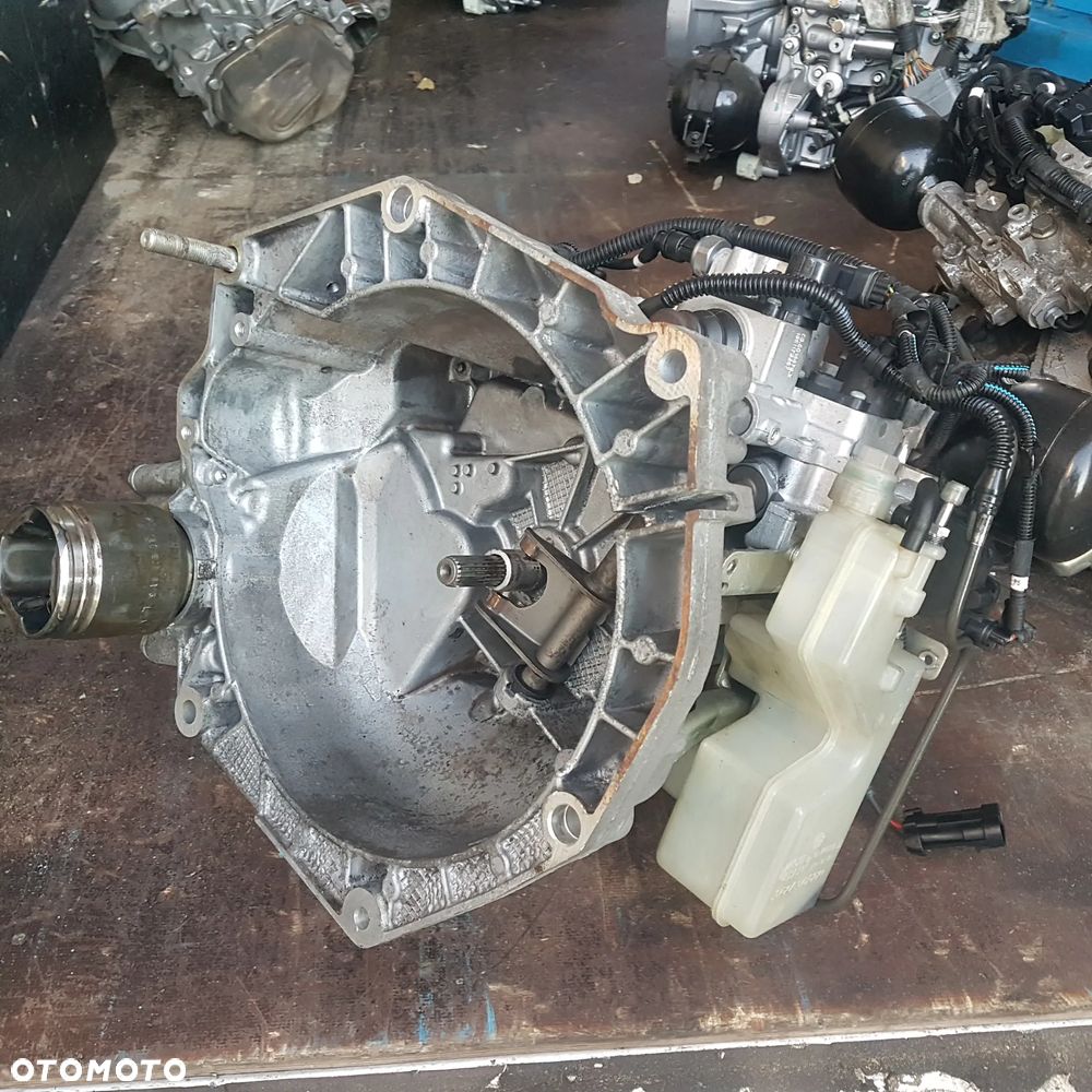 skrzynia biegów automat automatyczna dostawka akumulator aktuator zawór nastawnik robot dualogic seledspede fiorino doblo panda II III 500 grande punto evo lancia ipsylon ypsylon idea musa 1.2 1.1 1.4 8v 0.9 znikome przebiegi - 23