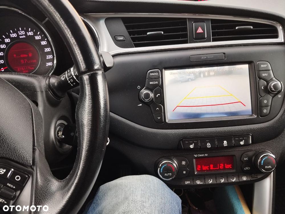 Kia Ceed 1.6 CRDi GT Line - 9