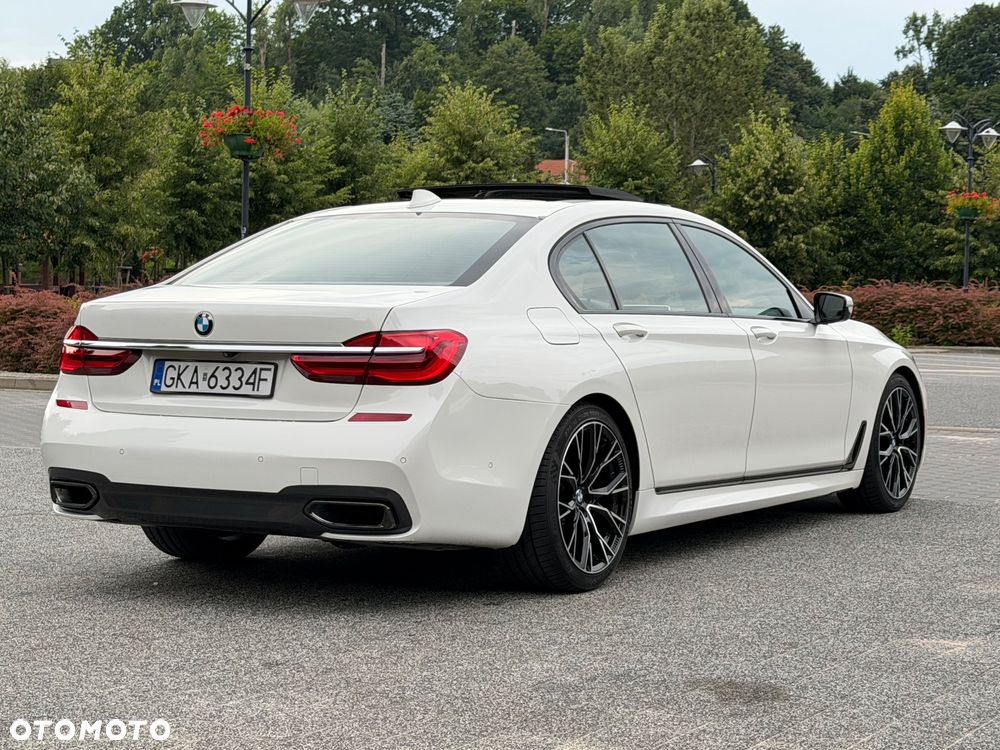 BMW Seria 7 740Li - 3