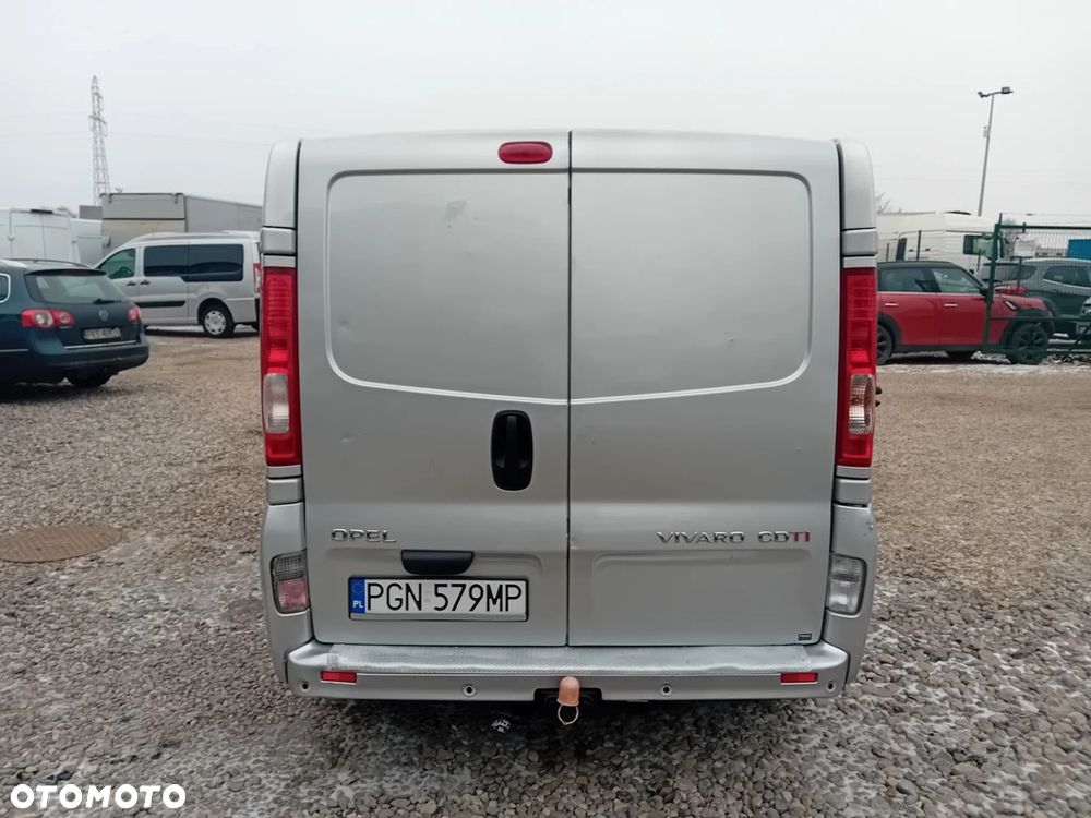 Opel Vivaro - 6