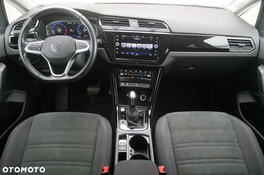 Volkswagen Touran 1.5 TSI EVO Highline DSG - 8