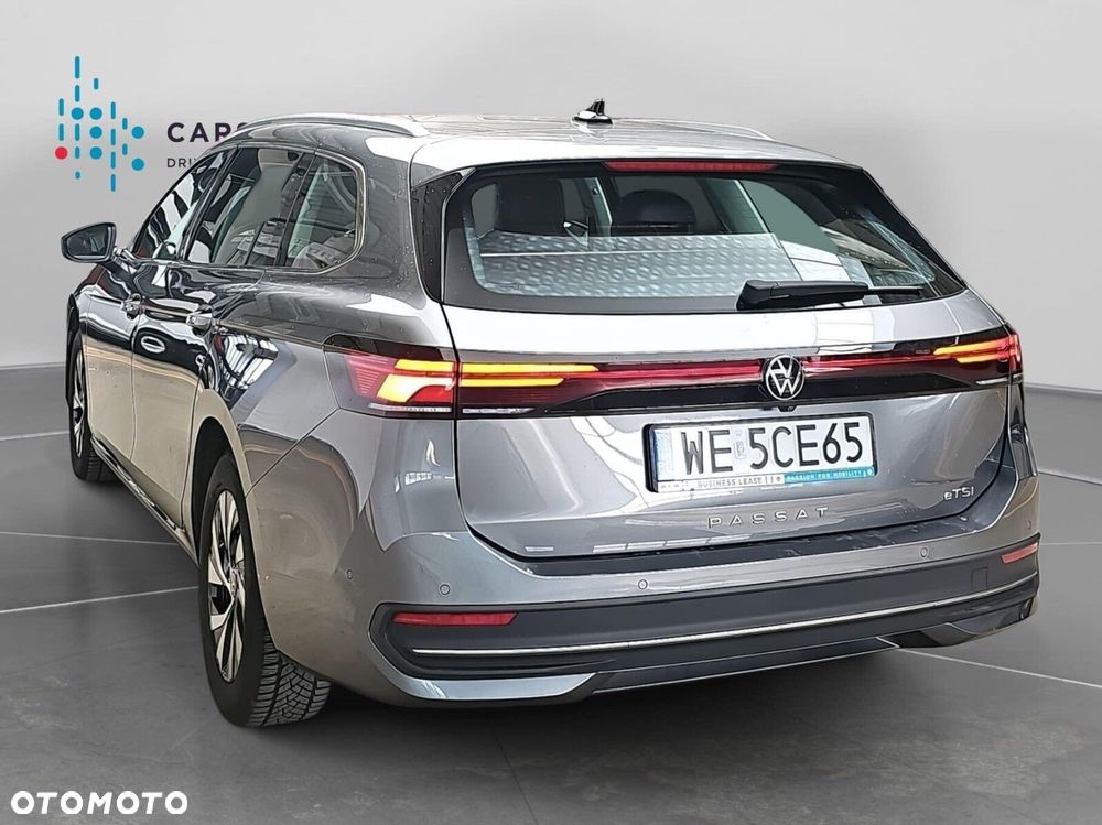 Volkswagen Passat - 27