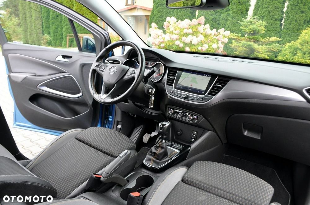 Opel Crossland X - 24