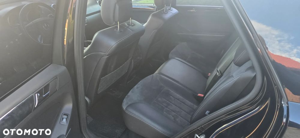 Mercedes-Benz ML 350 4-Matic - 26