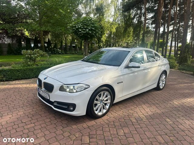BMW Seria 5 530d xDrive Sport-Aut Modern Line - 1