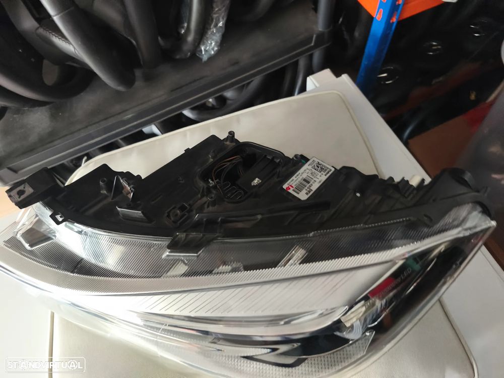 Farol esquerdo full Led Adaptativ F34 lci - 8