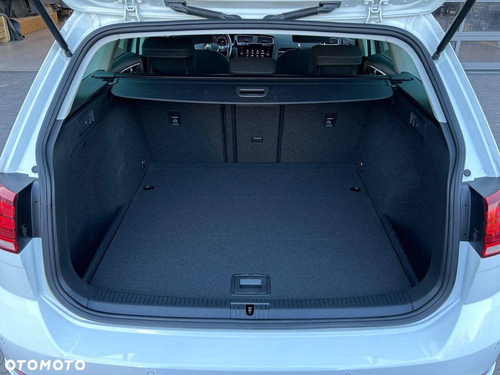Volkswagen Golf Variant 1.5 TSI BMT Evo Highline DSG - 10