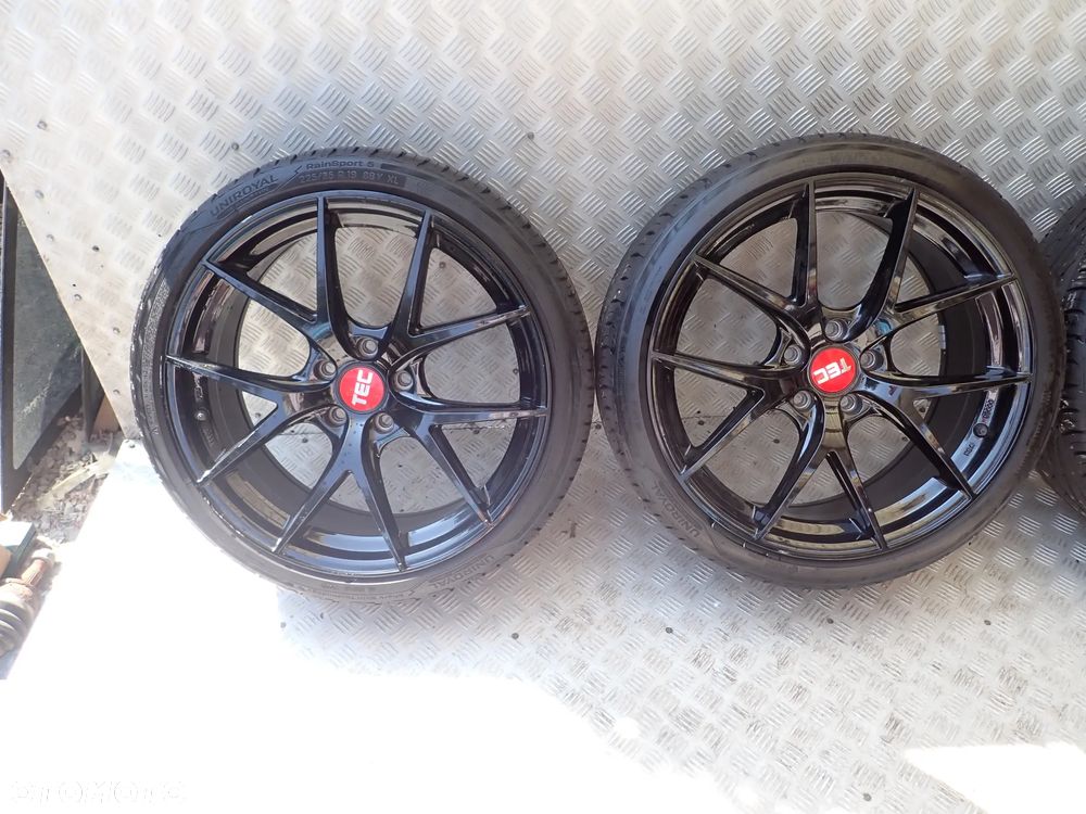 FELGI ALUMINIOWE VW AUDI TEC 8JX19  ET 45  5X112   OPONY GRATIS 225/35/19XL - 2