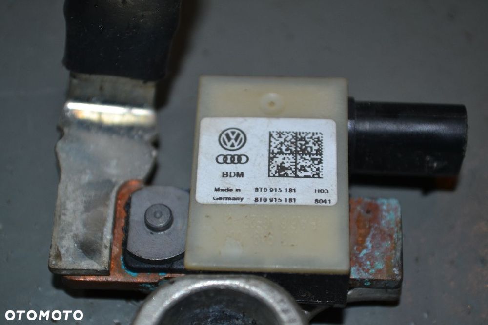 AUDI A4 B8 A5 A6 C7 A7 Q5 Q3 KLEMA MINUSOWA 8T0915181 - 5