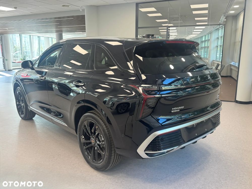 Hongqi HS3 2.0T AWD - 4