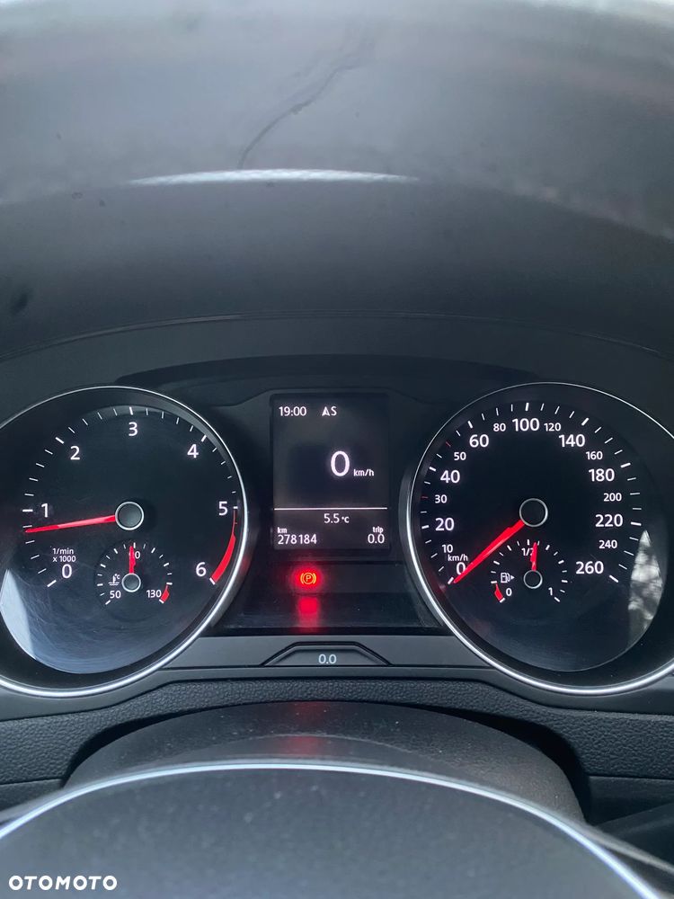 Volkswagen Passat 2.0 TDI BMT City - 13