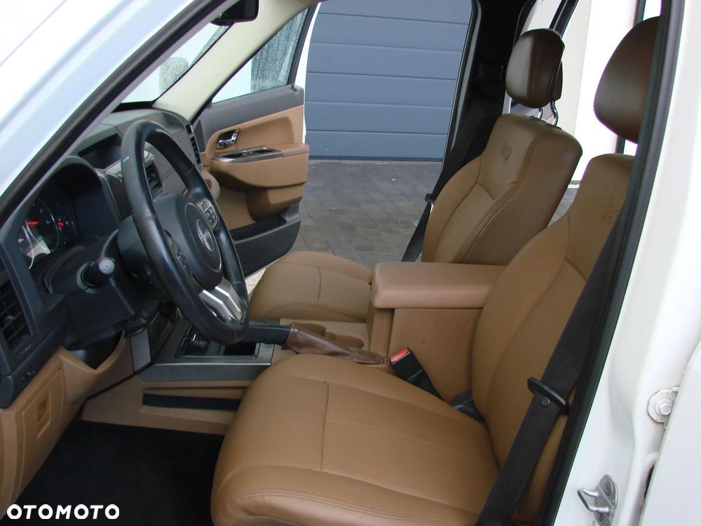 Jeep Cherokee 2.8 CRD Limited - 16
