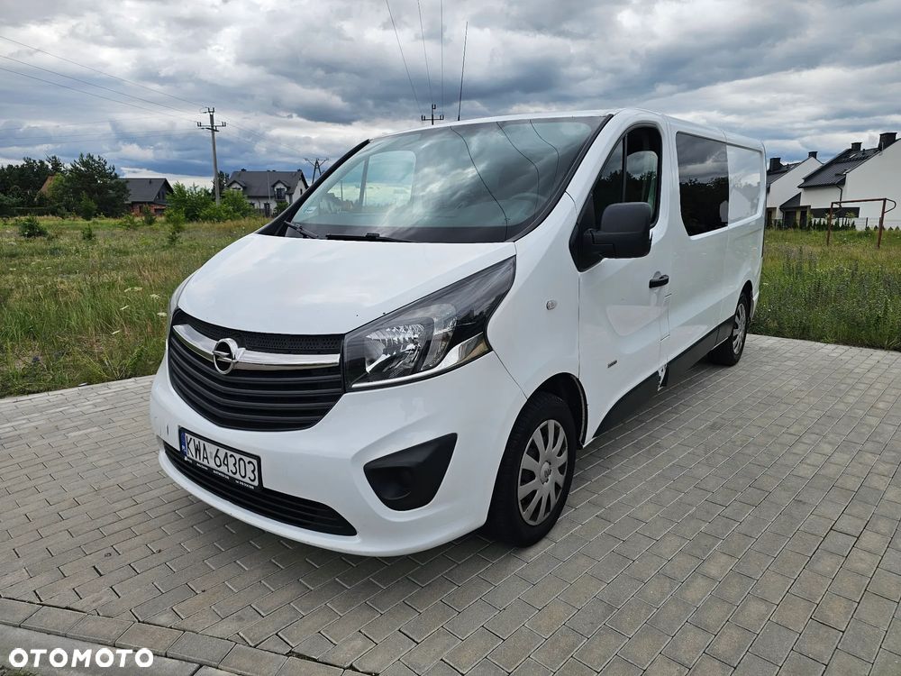 Opel Vivaro-b - 1