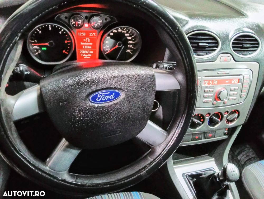 Ford Focus - 7