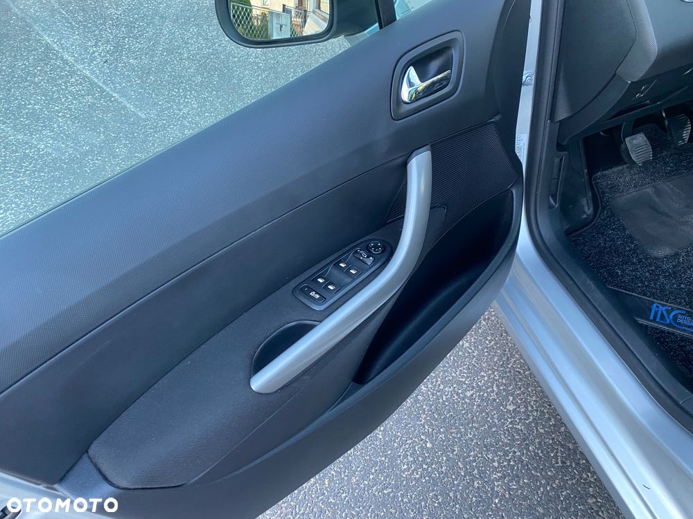 Peugeot 308 - 15
