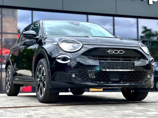 Fiat 600 1.2 Turbo Hybrid La Prima eDCT