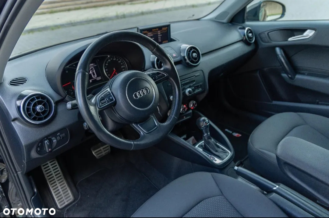 Audi A1 1.6 TDI Sportback S tronic S line Sportpaket - 13