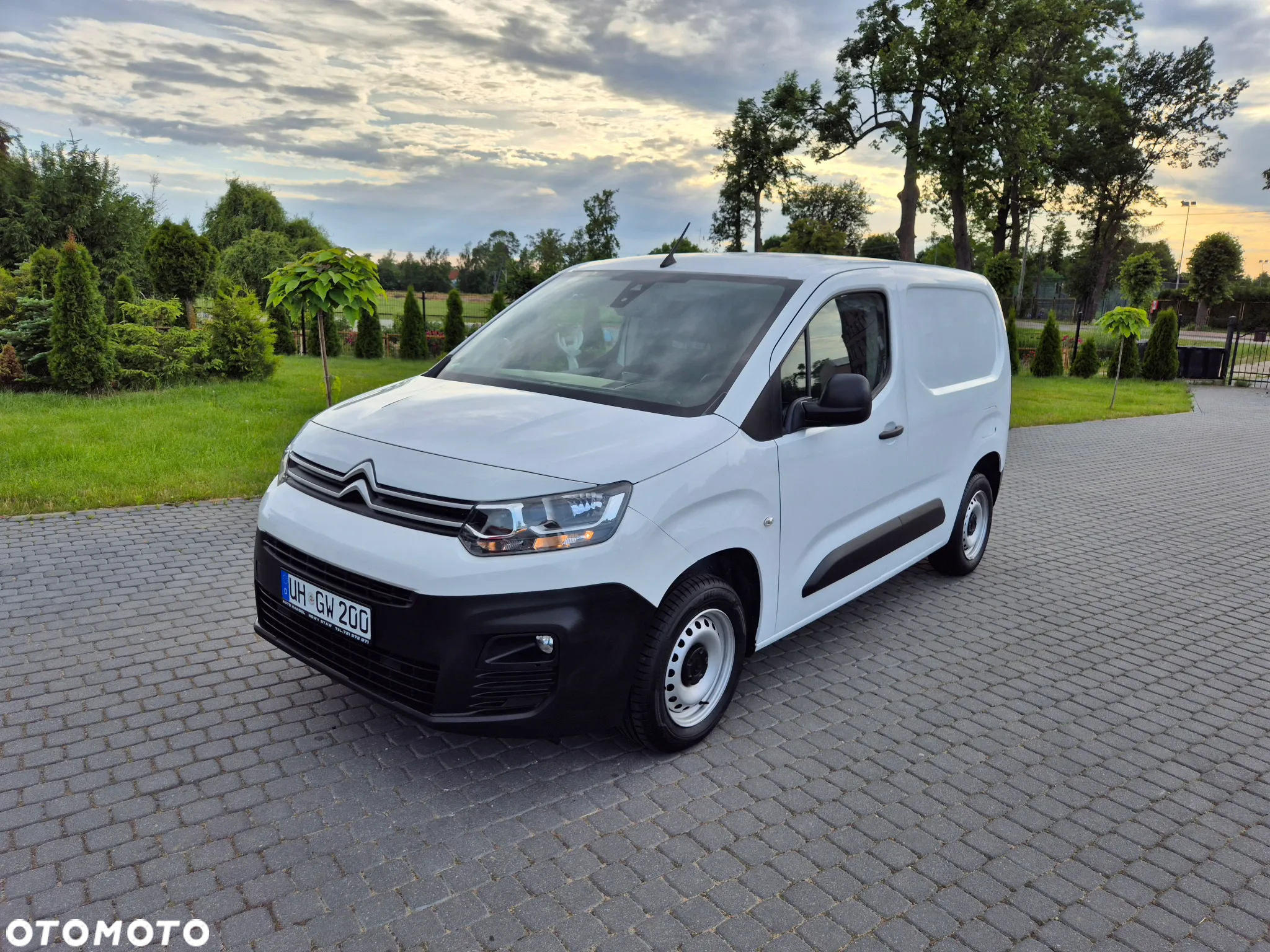 Citroën BERLINGO - 23