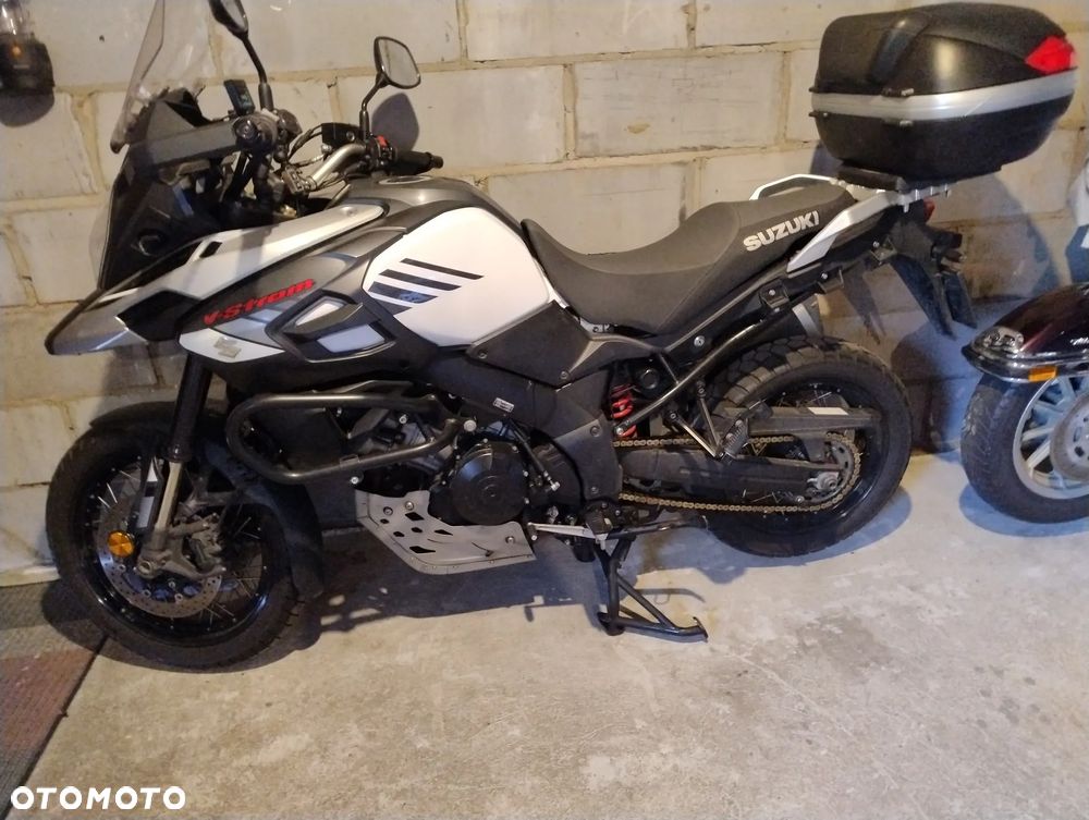 Suzuki DL - 1