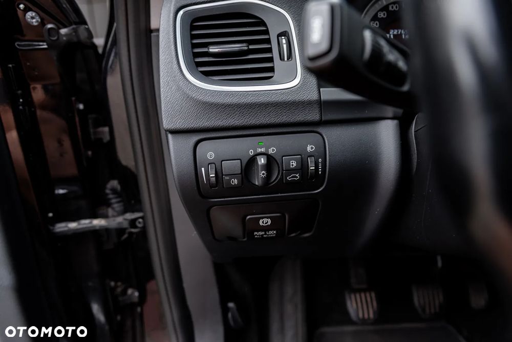 Volvo V60 T3 Edition - 27