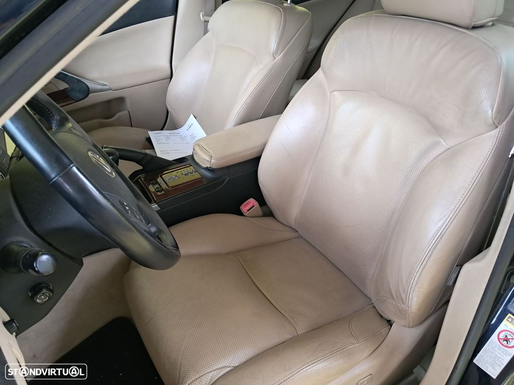 Lexus IS 220 d Sport 54 - 13