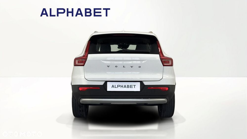 Volvo XC 40 T3 Momentum Pro - 7