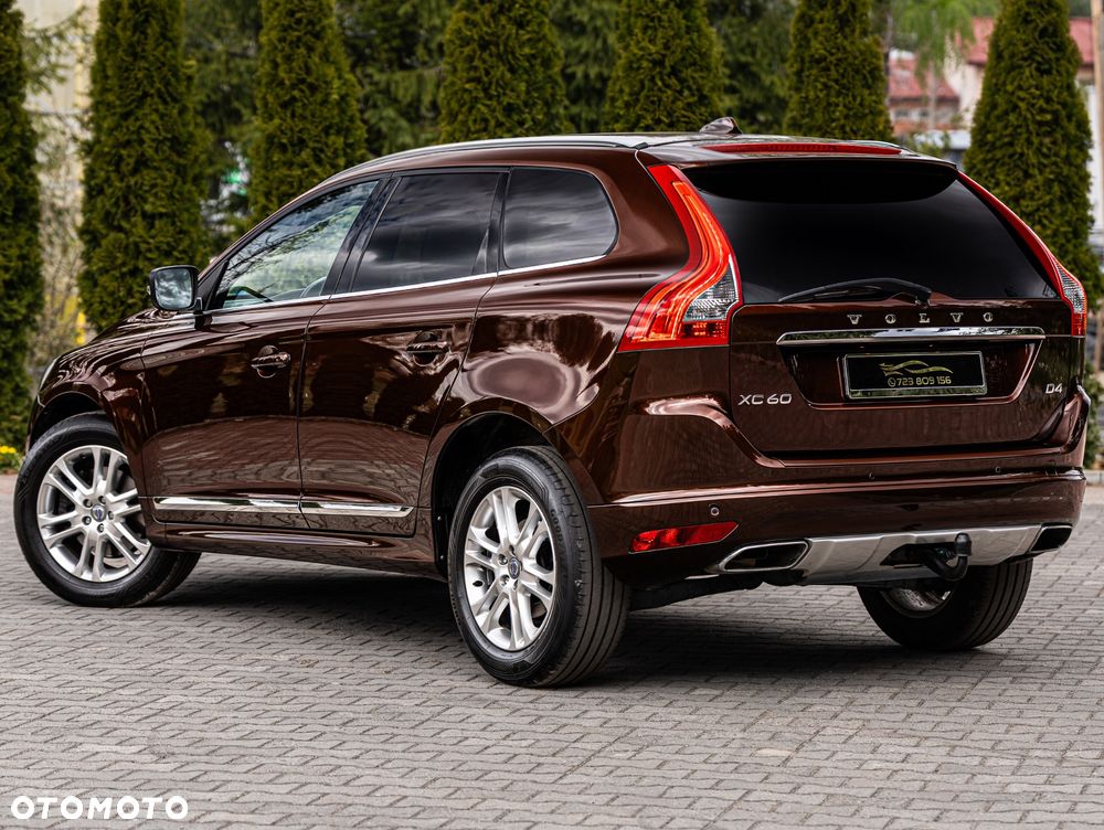Volvo XC 60 D4 Momentum - 23