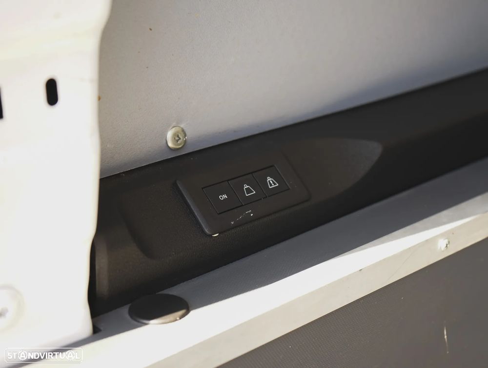 Peugeot PARTNER MONOSPACE 1.5 BLUEHDI 100 - 32