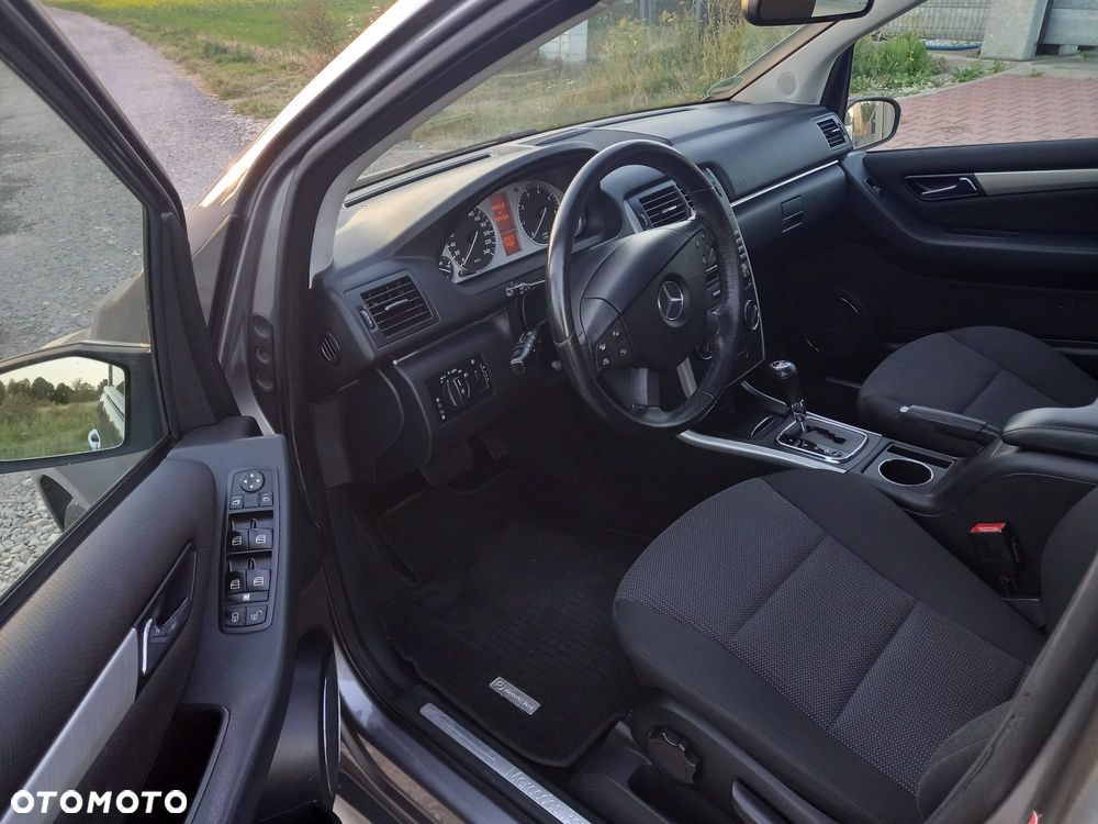 Mercedes-Benz Klasa B 170 Autotronic Special Edition - 14