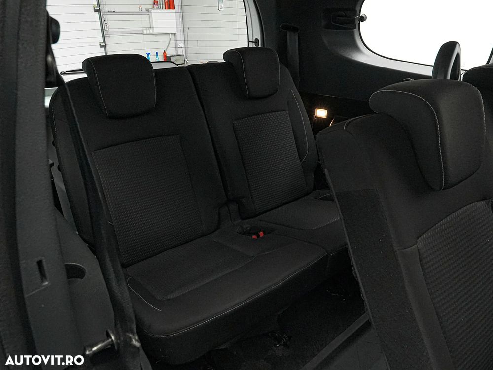 Dacia Lodgy 1.5 Blue dCi Laureate - 18