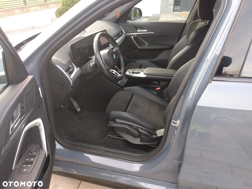 BMW X1 sDrive18i M Sport - 12