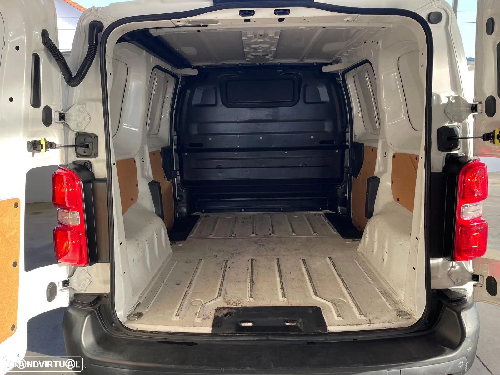 Toyota Proace 1.6 D-ID l1 - 26