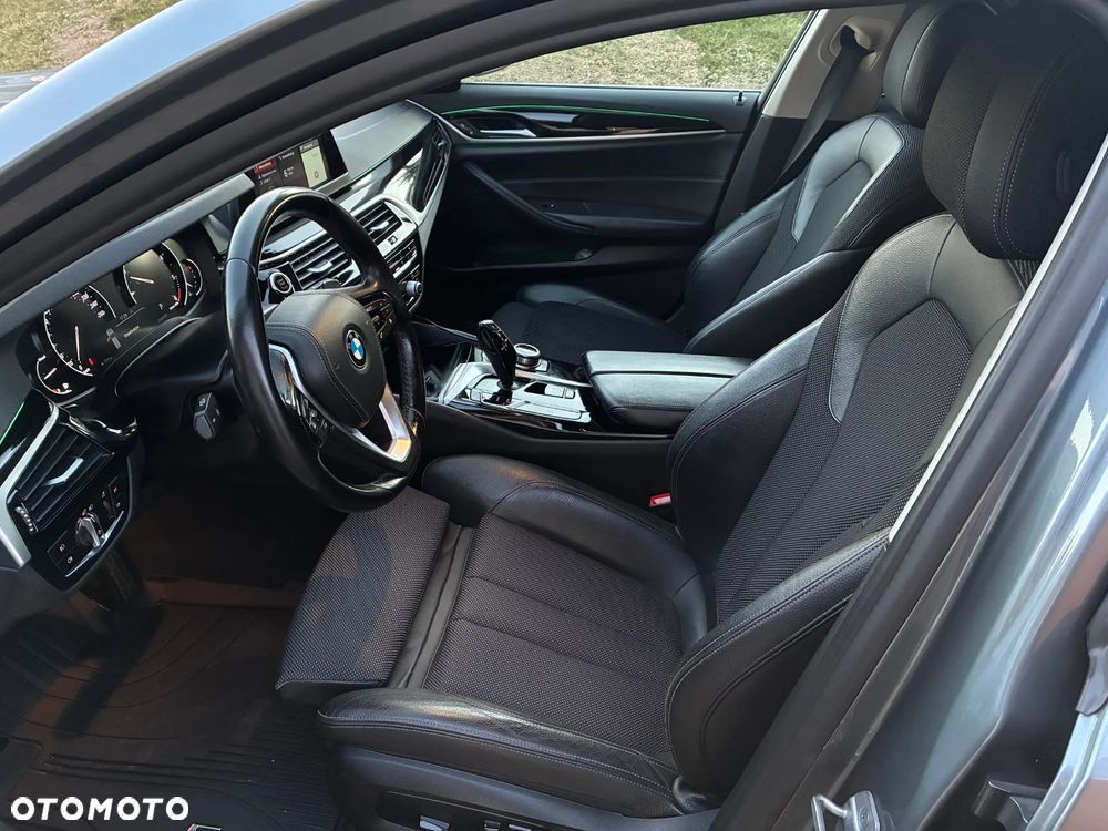 BMW Seria 5 520d Sport Line sport - 5