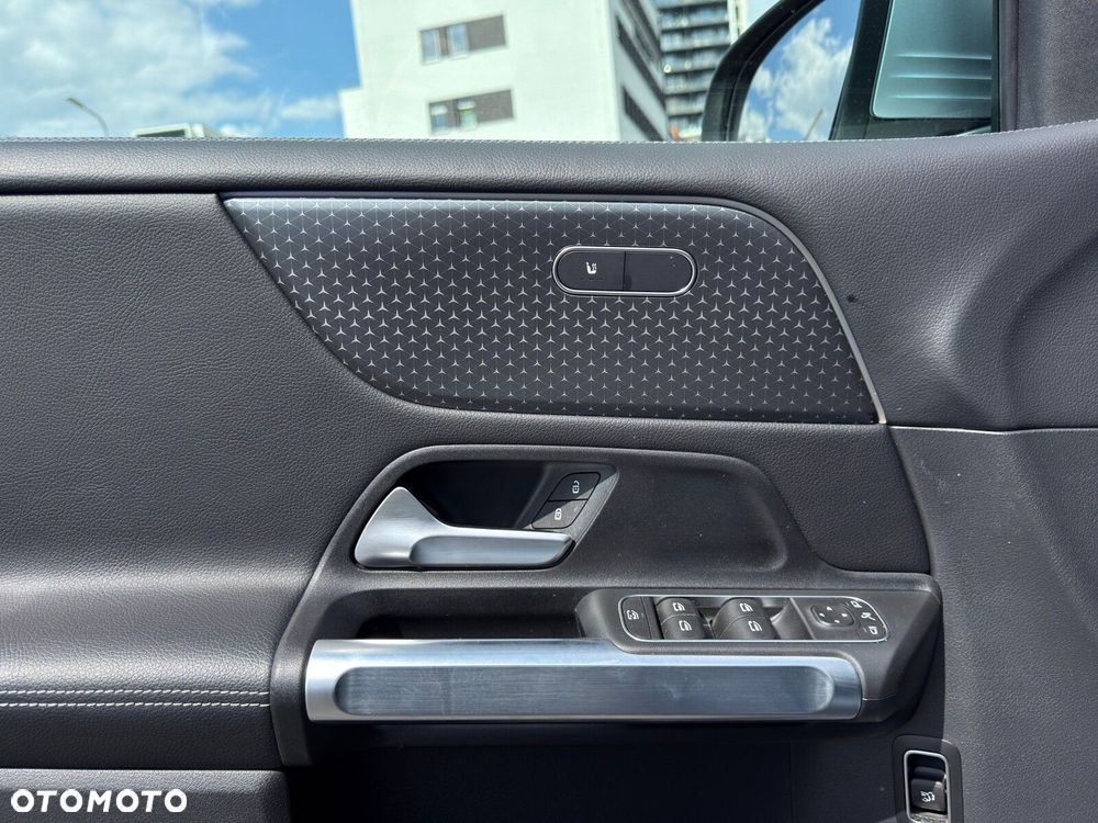 Mercedes-Benz GLB 200 Progressive 7G-DCT - 14