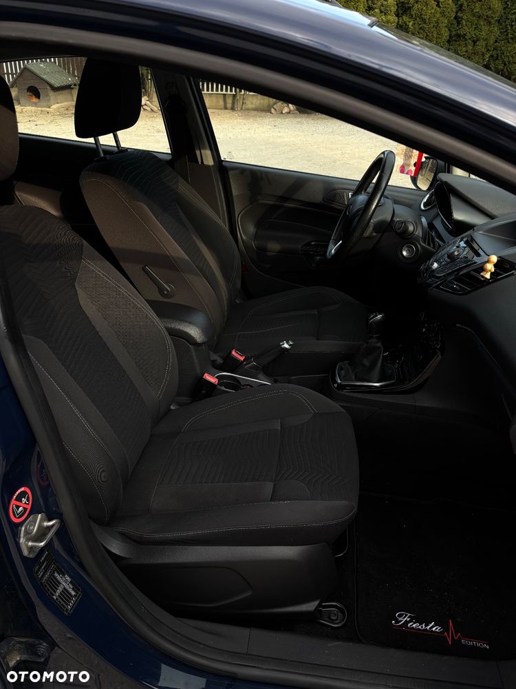 Ford Fiesta 1.0 EcoBoost Titanium - 17