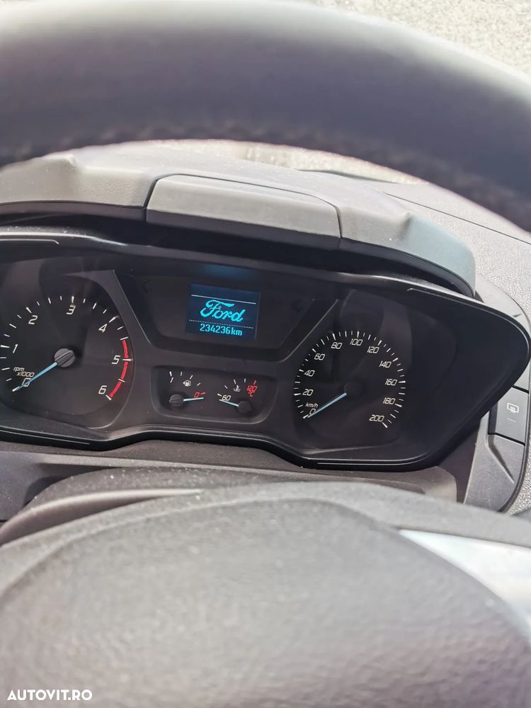 Ford Transit - 15