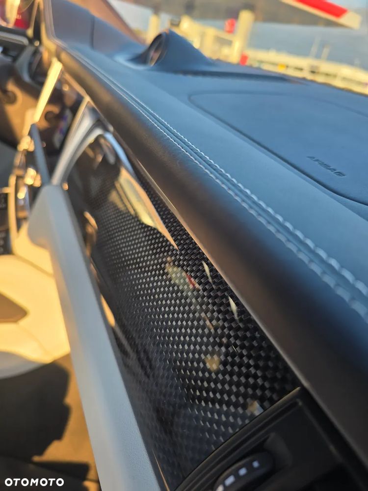 Porsche Macan T - 26