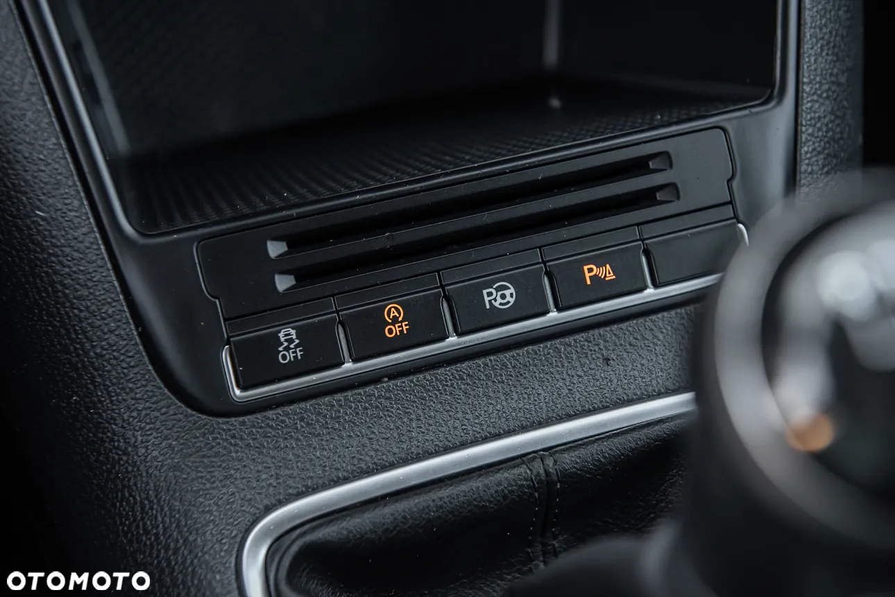 Volkswagen Tiguan 2.0 TDI DPF BlueMotion Technology Sport & Style - 21