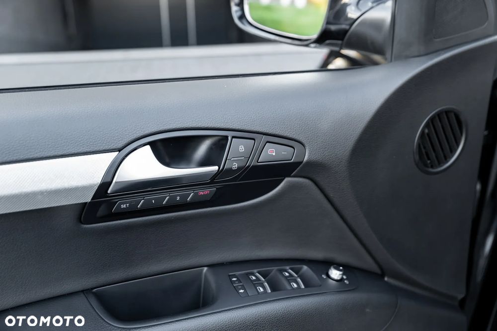 Audi Q7 3.0 TFSI Quattro Tiptronic - 34