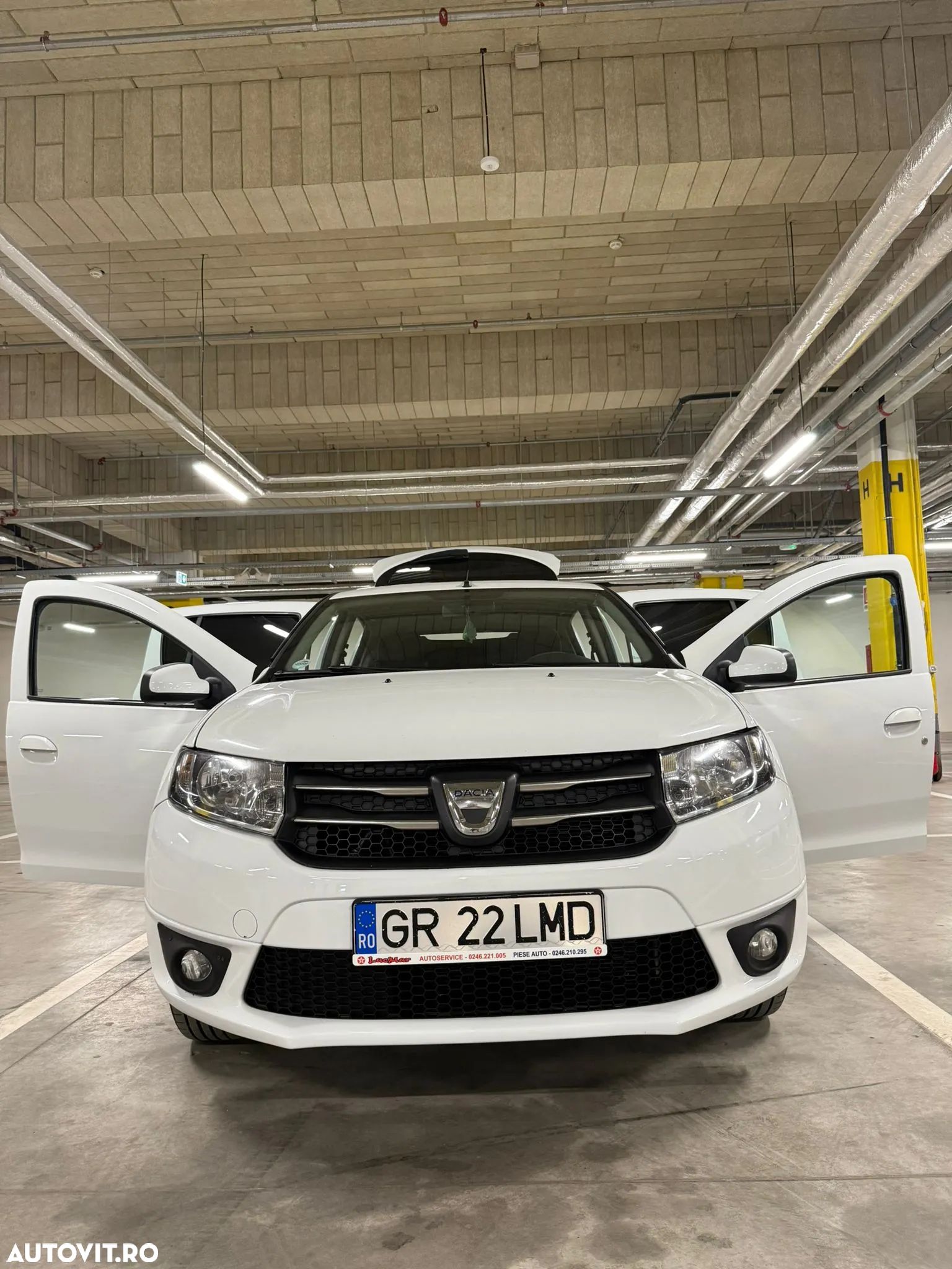 Dacia Sandero 1.2 Ambiance - 1