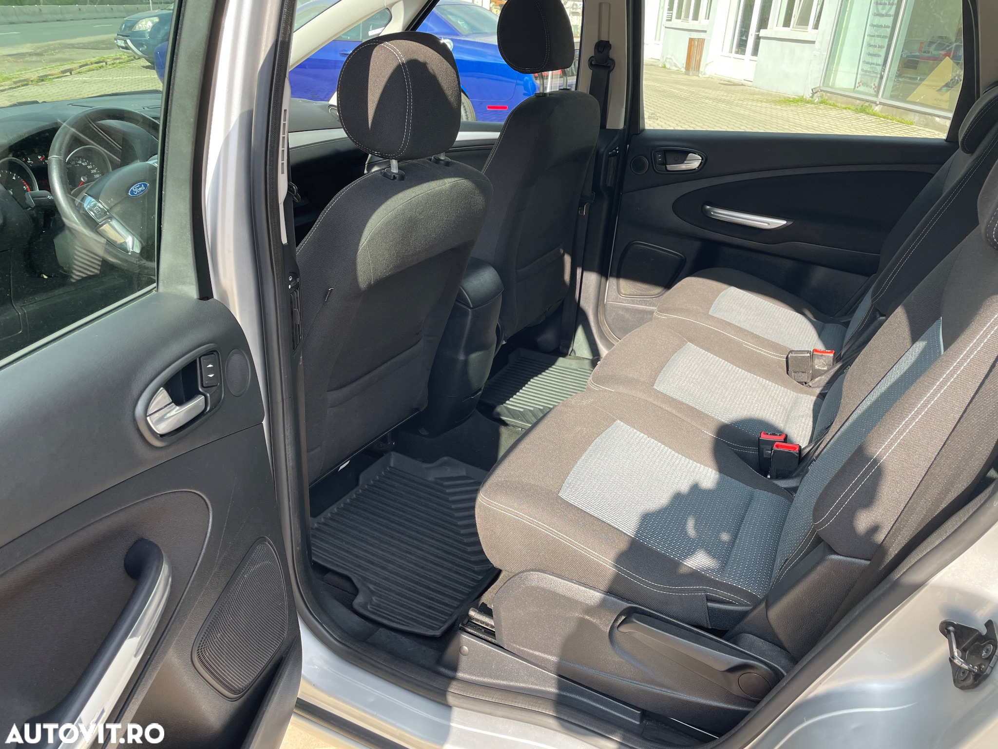 Ford S-Max 2.0 TDCi DPF Trend - 9