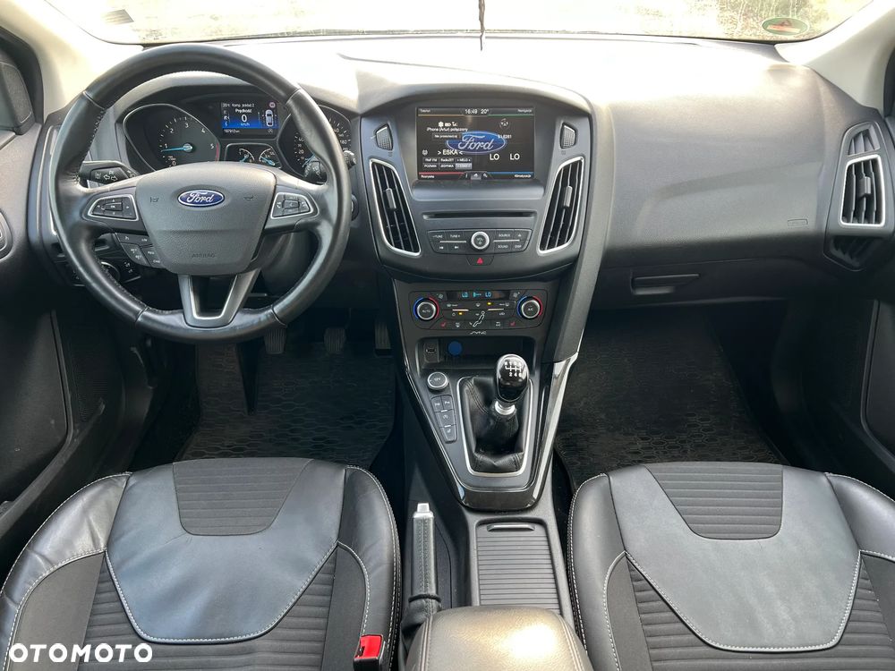 Ford Focus 1.5 TDCi DPF Start-Stopp-System Titanium - 12