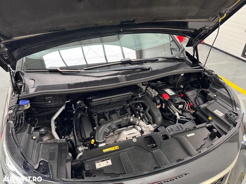 Peugeot 5008 GT LINE - 31