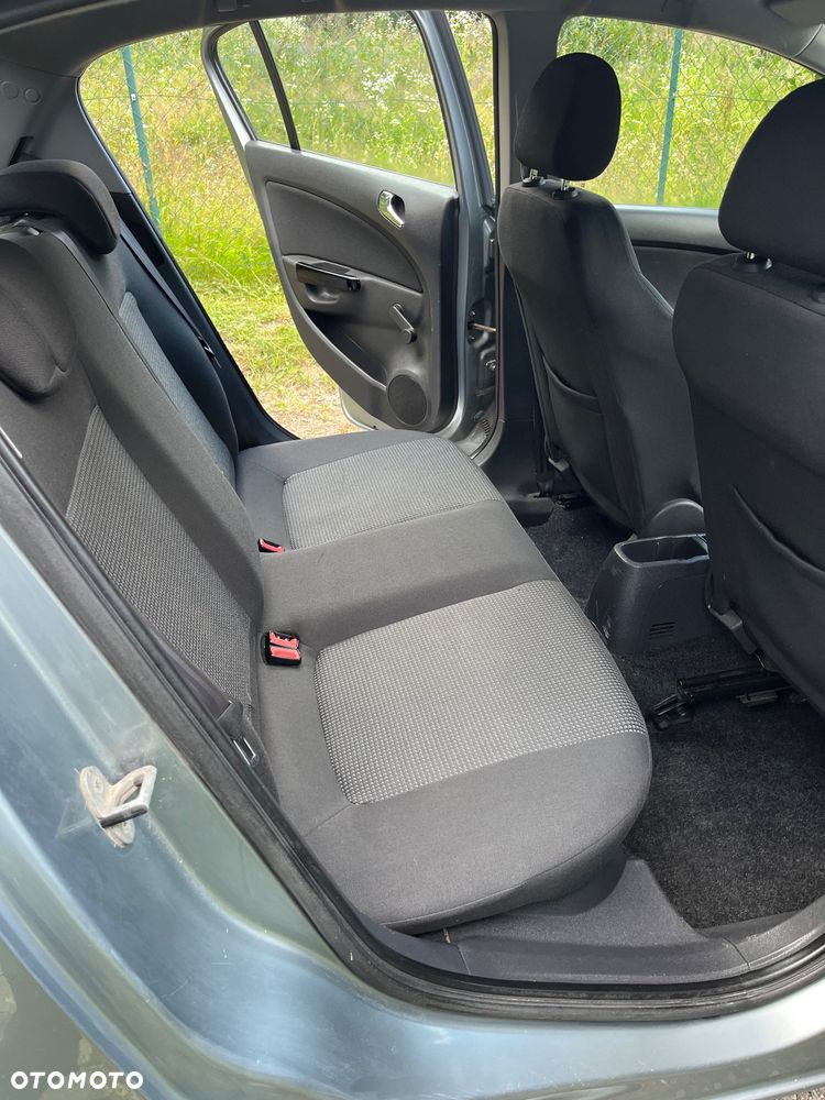Opel Corsa - 13
