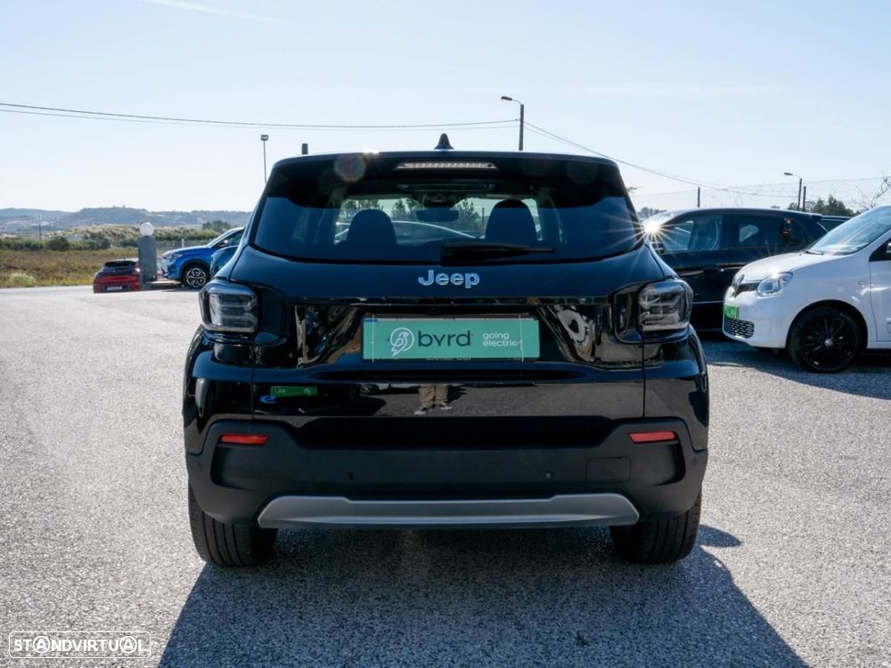 Jeep Avenger 54 kWh Summit - 11