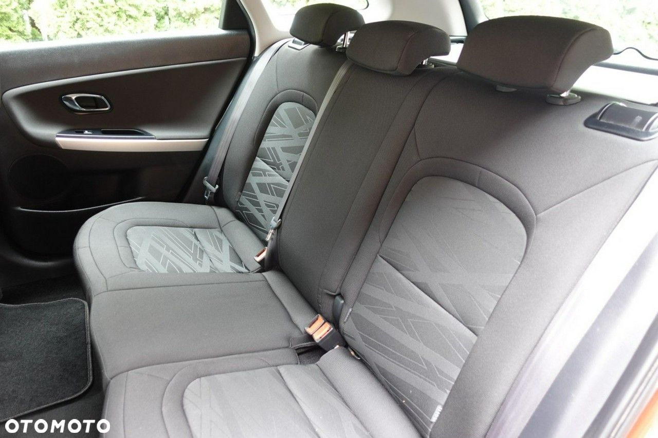 Kia Ceed - 18