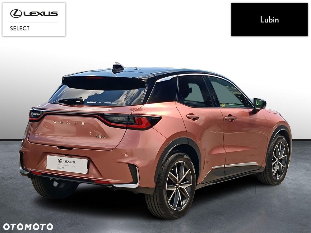 Lexus LBX 1.5 Hybrid Emotion - 6