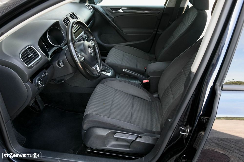 VW Golf 1.6 TDi Confortline DSG - 17